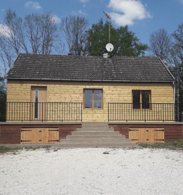 Maison Independante Villa Saint-Amand-en-Puisaye Exterior foto